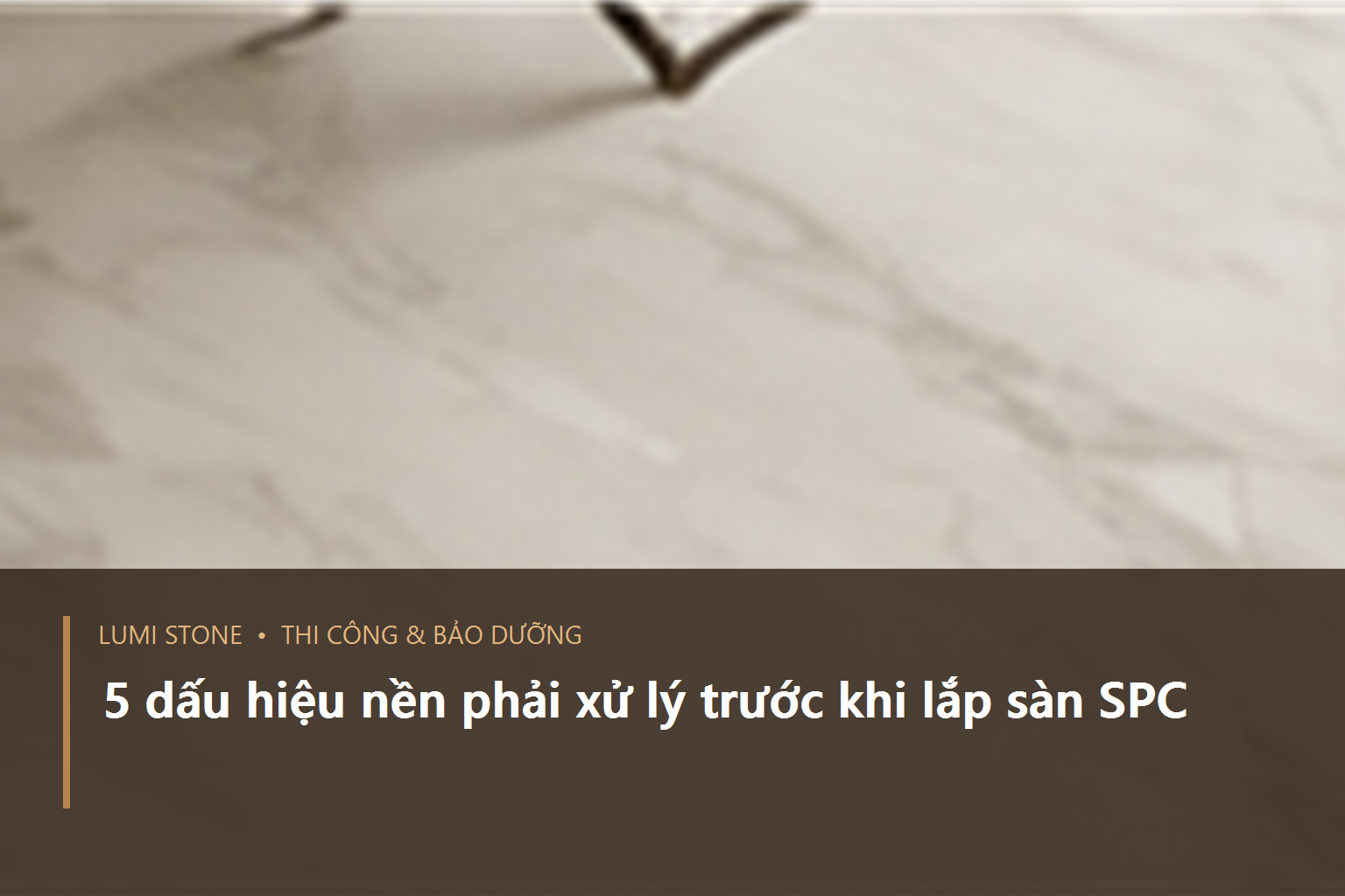 Năm vị trí lỗi trên nền được đánh dấu để xử lý trước khi lắp sàn SPC